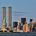 1980s Statue Of Liberty And Twin Towers
